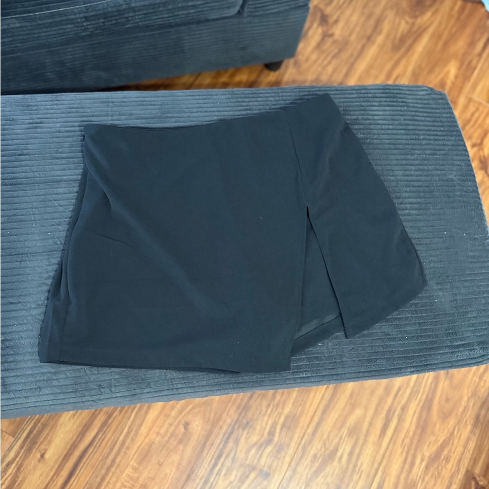 Women's Skort with side zip
